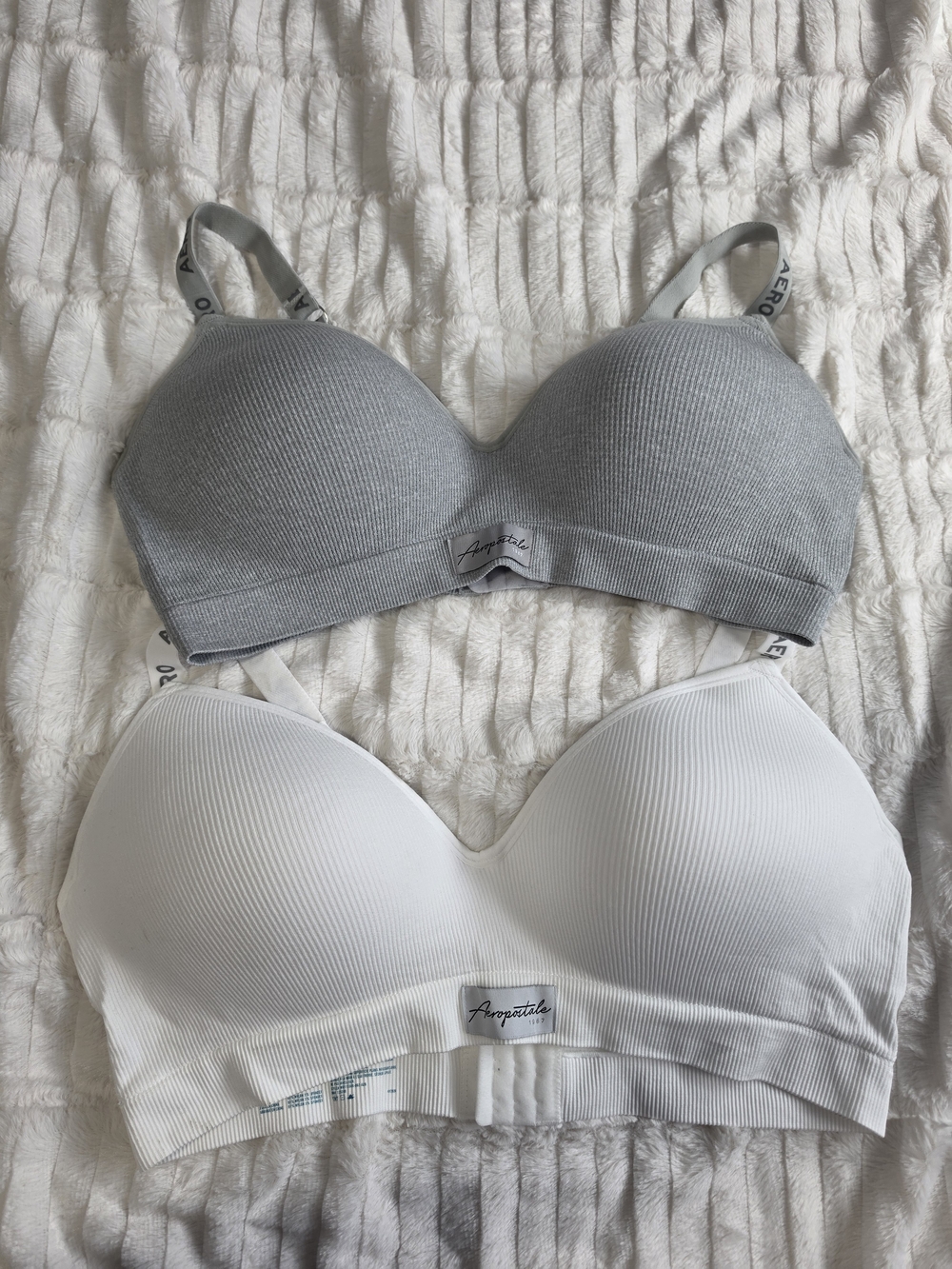 Aeropostale Wireless Ribbed Bralette Set - Size [3X] (Gray & White)